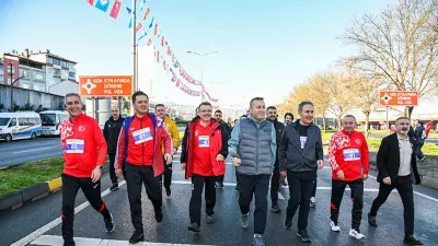 46. Uluslararası Trabzon Yarı Maratonu Yoğun Katılımla Koşuldu: 'Dünya Barışına Mesaj'