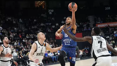 Anadolu Efes, Virtus Bologna'yı 91-60 ile Farklı Mağlup Etti