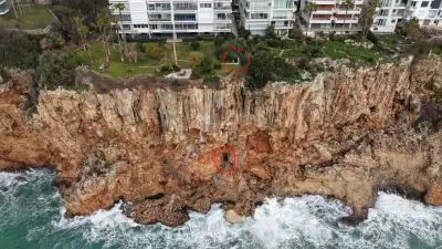 Antalya Falezlerinde 40 Yıllık Kaçak Yapılar Mühürlendi!