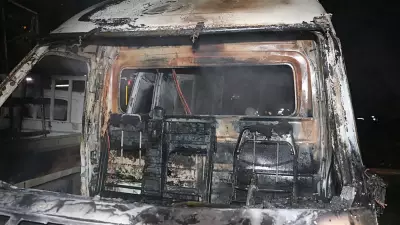 Antalya'da Sevgili Dehşeti: Tartıştığı Kız Arkadaşı ve Annesinin Araçlarını Kundakladı!