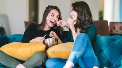 Arkadaş Grubunuz Kaderinizi Belirliyor: 20 Yıllık Araştırma Sonuçları Şaşırttı