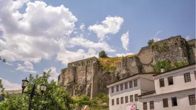 Bitlis'in Meşhur Lezzetleri ve Gezilecek Yerleri: Doğu'nun Saklı Hazinesi
