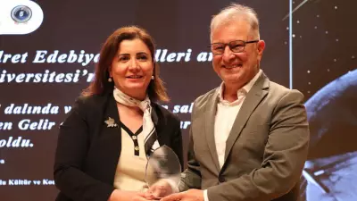 Cevdet Kudret Edebiyat Ödülü Yekta Kopan'ın 'Belki Yaz Erken Gelir' Kitabına Verildi