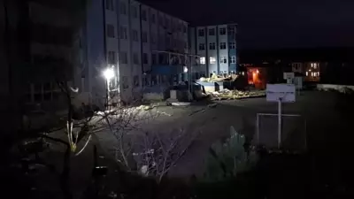 Düzce'de Fırtına Lise Çatısını Uçurdu: Okul Tatil Edildi