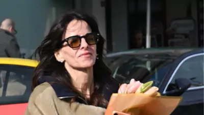 Edvina Sponza Bebek'te Görüntülendi: 'Kendime Çiçek Aldım' Dedi