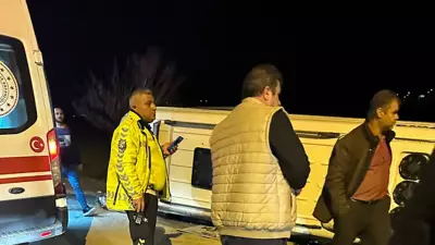 Kahramanmaraş'ta Minibüs Kazası: 10 Kişi Yaralandı, İnceleme Başlatıldı