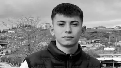 Manisa'da Trajik Kaza: Liseli Motosiklet Sürücüsü Ahmet Özkan Hayatını Kaybetti