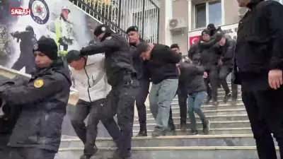 İstanbul'da 'Şapkalı Volkan' Çetesi Çökertildi: 5 İlde Dev Operasyon