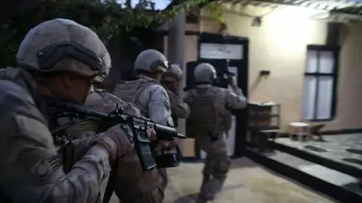 İstanbul'da Uyuşturucu Operasyonunda Çatışma: Jandarma Görevlisi Yaralandı