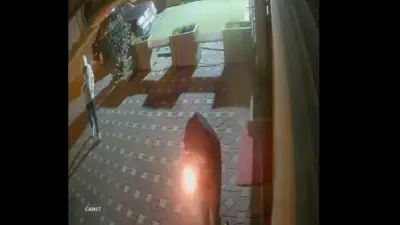 İstanbul'da İş Yerine Molotof Saldırısı ve Tehdit Mesajı: 3 Şüpheli Tutuklandı