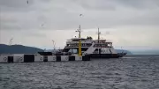 Çanakkale'de Fırtına Nedeniyle Feribot Seferleri İptal Edildi