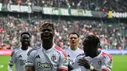 Beşiktaş, Kocaeli'de Zorlu Mücadeleyi Kazandı: Agbadou'nun Golüyle 3 Puan