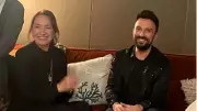 Demet Akbağ, Tarkan'ı Kuliste Ziyaret Etti: 'Konser Öncesi Hasret Giderdik'
