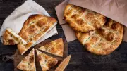 Evde Ramazan Pidesi Yapımı: Fırın Lezzetini Yakalamanın Pratik Yolu