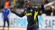 Fenerbahçe'de N'Golo Kante Süper Lig'de İlk Kez Çubuklu Formayla Buluştu