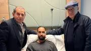 Galatasaray Başkanı Dursun Özbek, Sakatlanan Kaleci İsa Doğan'ı Hastanede Ziyaret Etti
