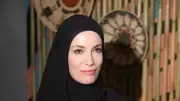 Gamze Özçelik Ramazan'da Gazze'ye Battaniye Yardımı Yaptı