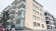 Küçükçekmece'de Çökme Riski Bulunan Bina Acilen Tahliye Edildi