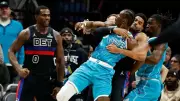 NBA'de Hornets-Pistons Maçında Kavga Patlak Verdi: 4 Oyuncu ve Antrenör İhraç Edildi