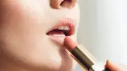 Oruçluyken Ruj Sürmek Orucu Bozar mı? Diyanet'in Açıklaması