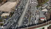 Ramazan'da İstanbul Trafiği Değişti: Yoğunluk Saat 16.00'da Başlıyor, İftarla Sessizlik Hakim Oluyor