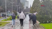 İstanbul'da Sağanak Yağmur Vatandaşları Hazırlıksız Yakaladı