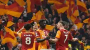 UEFA Şampiyonlar Ligi'nde Galatasaray'dan 2 Futbolcu Haftanın İlk 11'inde Yer Aldı