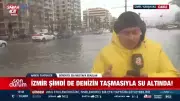 İzmir'de Şiddetli Fırtına Denizi Taşırdı: Sokaklar Sular Altında Kaldı
