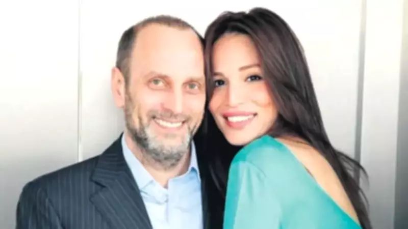 18 Yıllık Evlilik Resmen Son Buldu: Ünlü Çift Boşandı