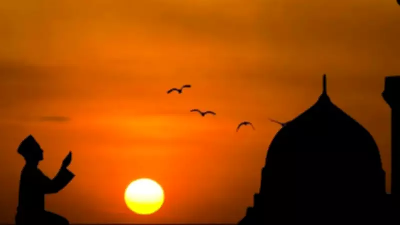 2026 Kadir Gecesi Tarihi Açıklandı: Diyanet Takvimi ile İşte O Gün