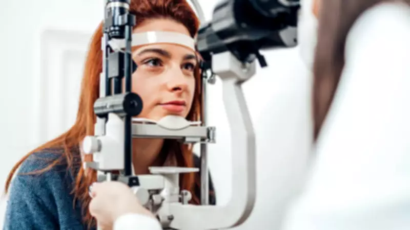 2050'de Dünya Nüfusunun Yarısı Miyop Olabilir: Günlük Alışkanlıklar Göz Sağlığını Tehdit Ediyor