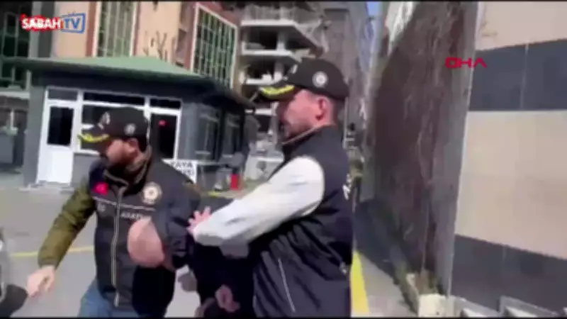 6 Yıldır Firari Olan FETÖ Üyesi Eski Polis, Silivri'de Yakalandı ve Cezaevine Teslim Edildi