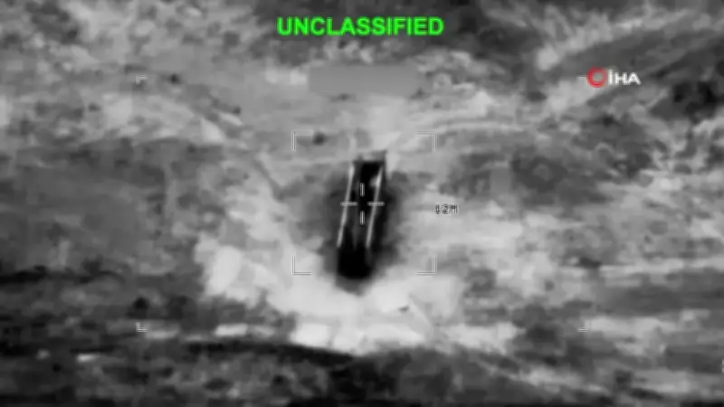 ABD, İran'ın Balistik Füze Rampalarını Vurma Anını Görüntüledi ve Paylaştı