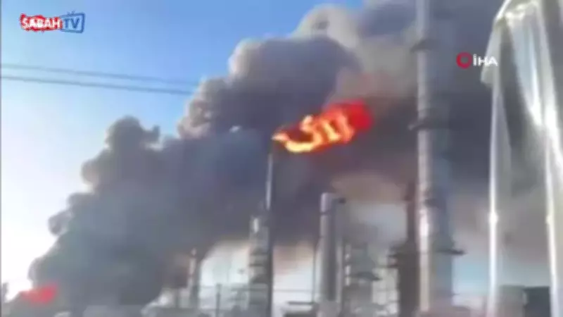 ABD'nin Teksas Eyaletindeki Petrol Rafinerisinde Şiddetli Patlama ve Yangın
