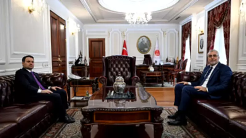 Adalet Bakanı Gürlek ile Çalışma Bakanı Işıkhan Verimli Görüşme Gerçekleştirdi