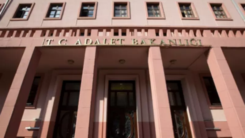 Adalet Bakanlığı 2026'da 15 Bin Personel Alacak: Başvuru Tarihleri ve Şartlar Açıklandı mı?