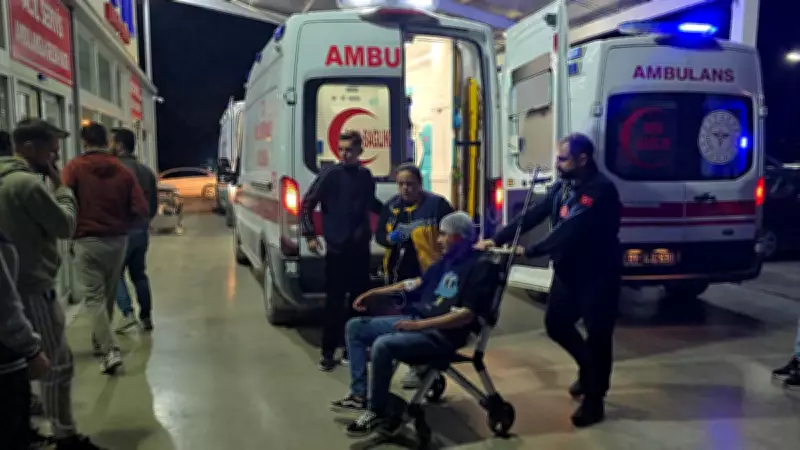 Adana Kozan'da İki Grup Arasında Bıçaklı Kavga: 2 Kişi Yaralandı