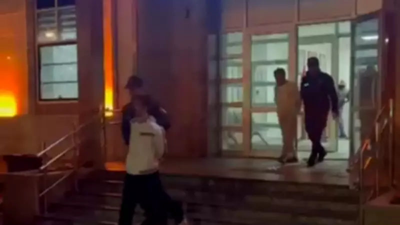 Adana'da Aile Boyu Suç Operasyonu: Firari Baba ve İki Oğlu Yakalandı