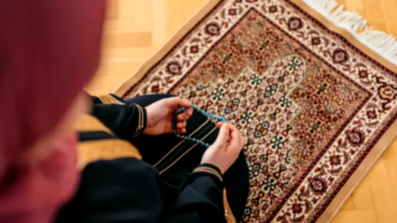 Adetliyken Zikir Çekilir mi? Diyanet'ten Kadınların Özel Döneminde İbadet Açıklaması