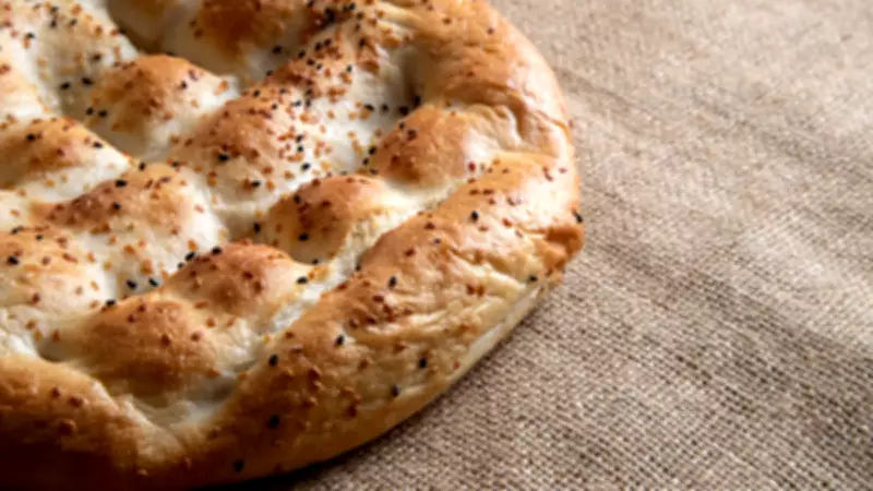 Adım Adım En Kolay Ramazan Pidesi Tarifi: İftar Sofralarının Yıldızı