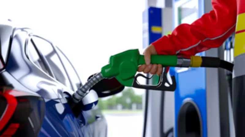 Akaryakıt Fiyatlarına Eşel Mobil Düzenlemesi: Vatandaşa Vergi Desteği