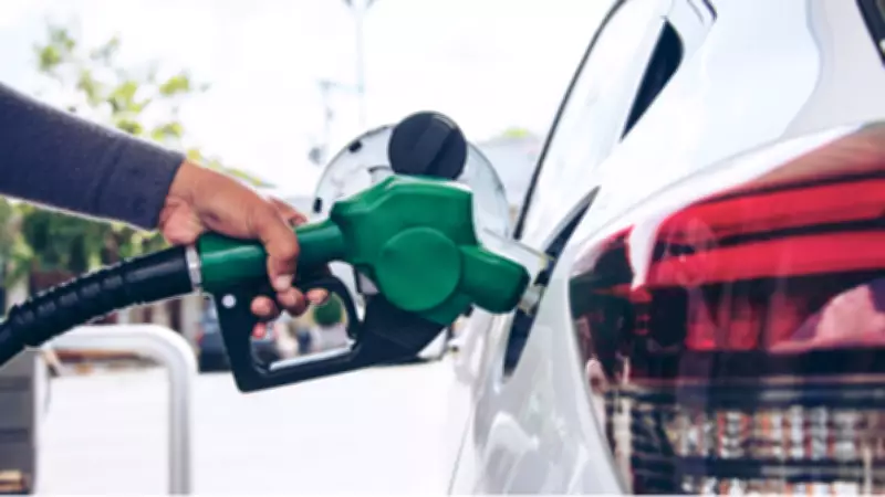 Akaryakıta Çifte Zam Geldi! Benzin ve Motorine Ne Kadar Zam Yapıldı?