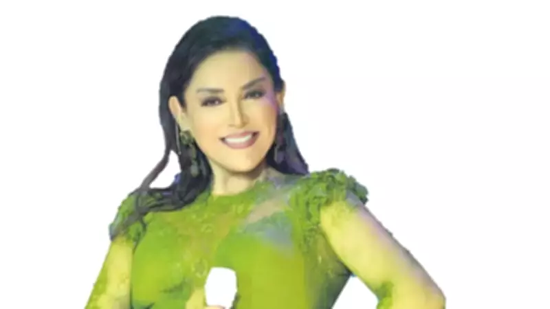 Aşkın Nur Yengi, Antalya'da İki Saati Aşkın Süren Unutulmaz Bir Bayram Konseri Verdi