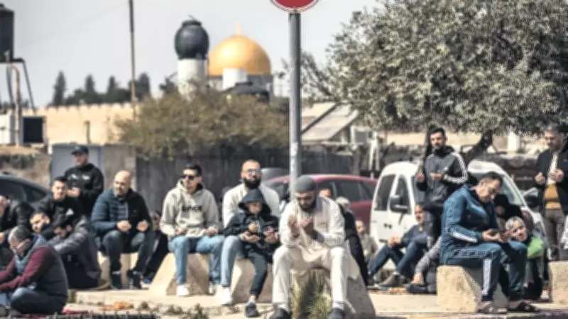 Aksa Camii'nde Cuma Namazı Yine Engellendi, İsrail'in Politikasına Tepkiler Büyüyor