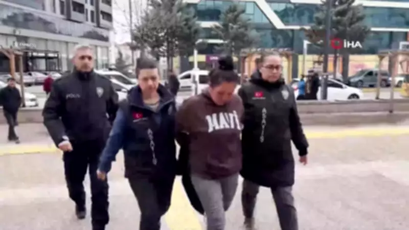 Aksaray'da Anne ve Oğul Adliyeye Sevk Edildi: Bıçaklı Saldırı ve Polise Tokat