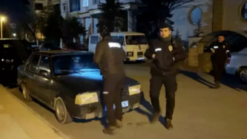 Aksaray'da Gece Yarısı Korna Krizi: Mahalle Bekçileri İmdada Yetişti