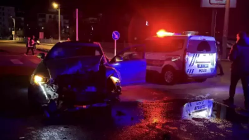 Aksaray'da Kuzenlerin Trafik Kazası: Bir Hafif Yaralı