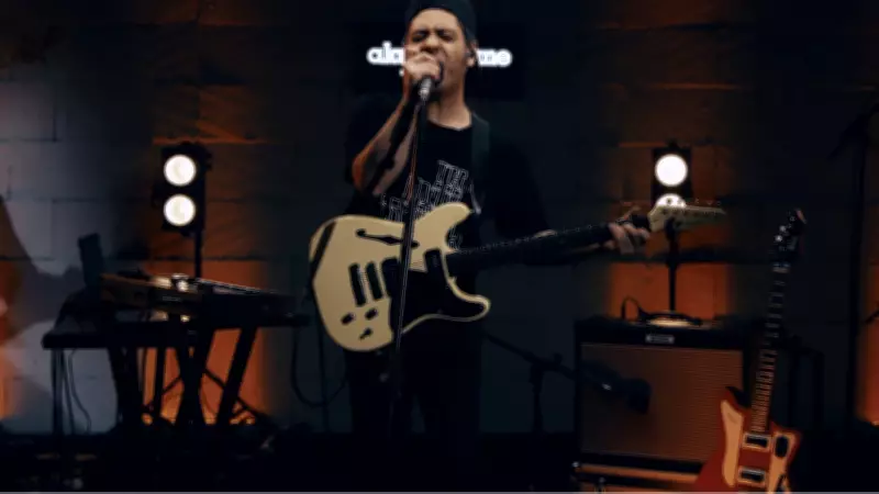 Akustikhane Yeni Sezonuyla Bloomberg HT'de Yayında: Demirkan'dan Karabudak'a