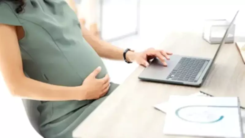 Çalışan Anne ve Babaların Ücretli İzin Süreleri İki Katına Çıkıyor