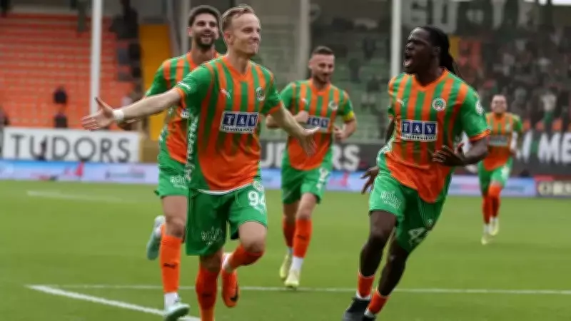 Alanyaspor, Kocaelispor'u 5-0 Mağlup Etti: Maç Özeti ve Detaylar